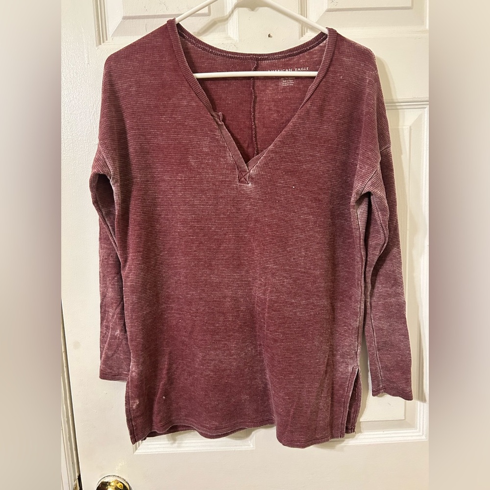 American Eagle waffle knit shirt